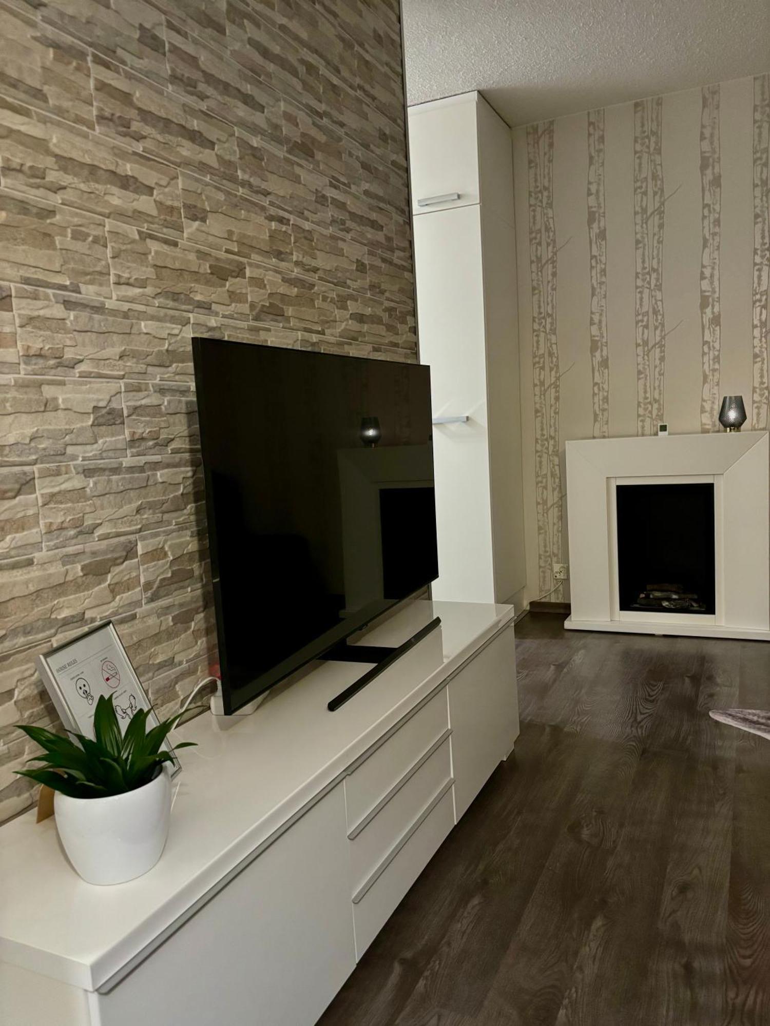 Vartiomaja - Beautiful Apartment Near Arktikum 罗瓦涅米 外观 照片
